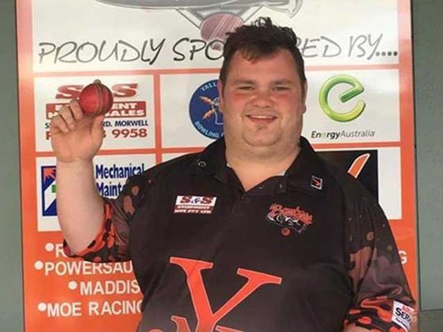 10، balls, and, 8, wickets, blown