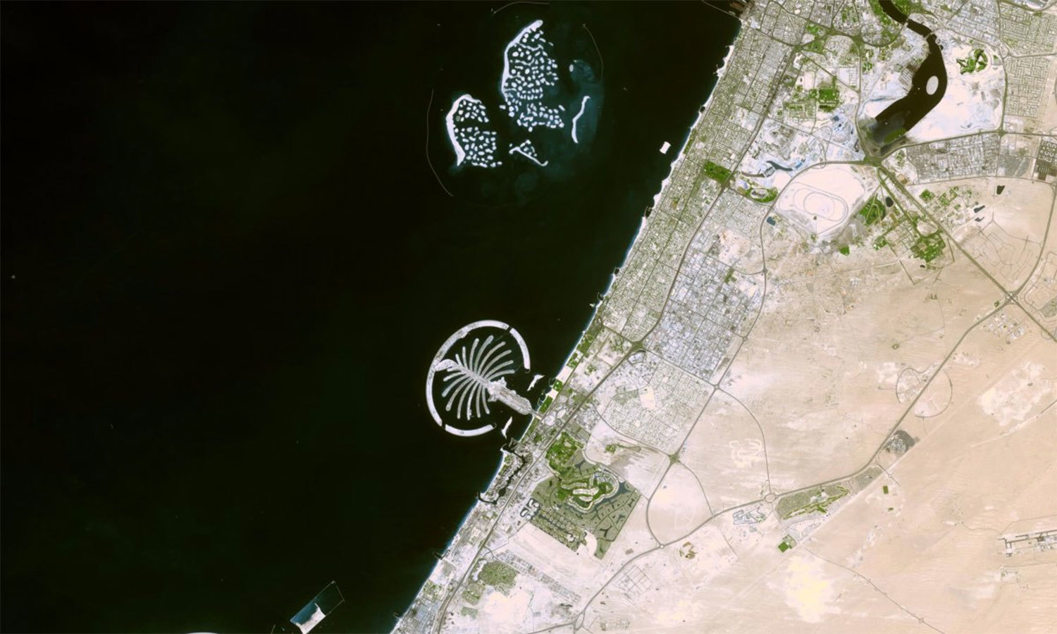 From, space, clear, pictures, of, Human, made, seven, structures, 