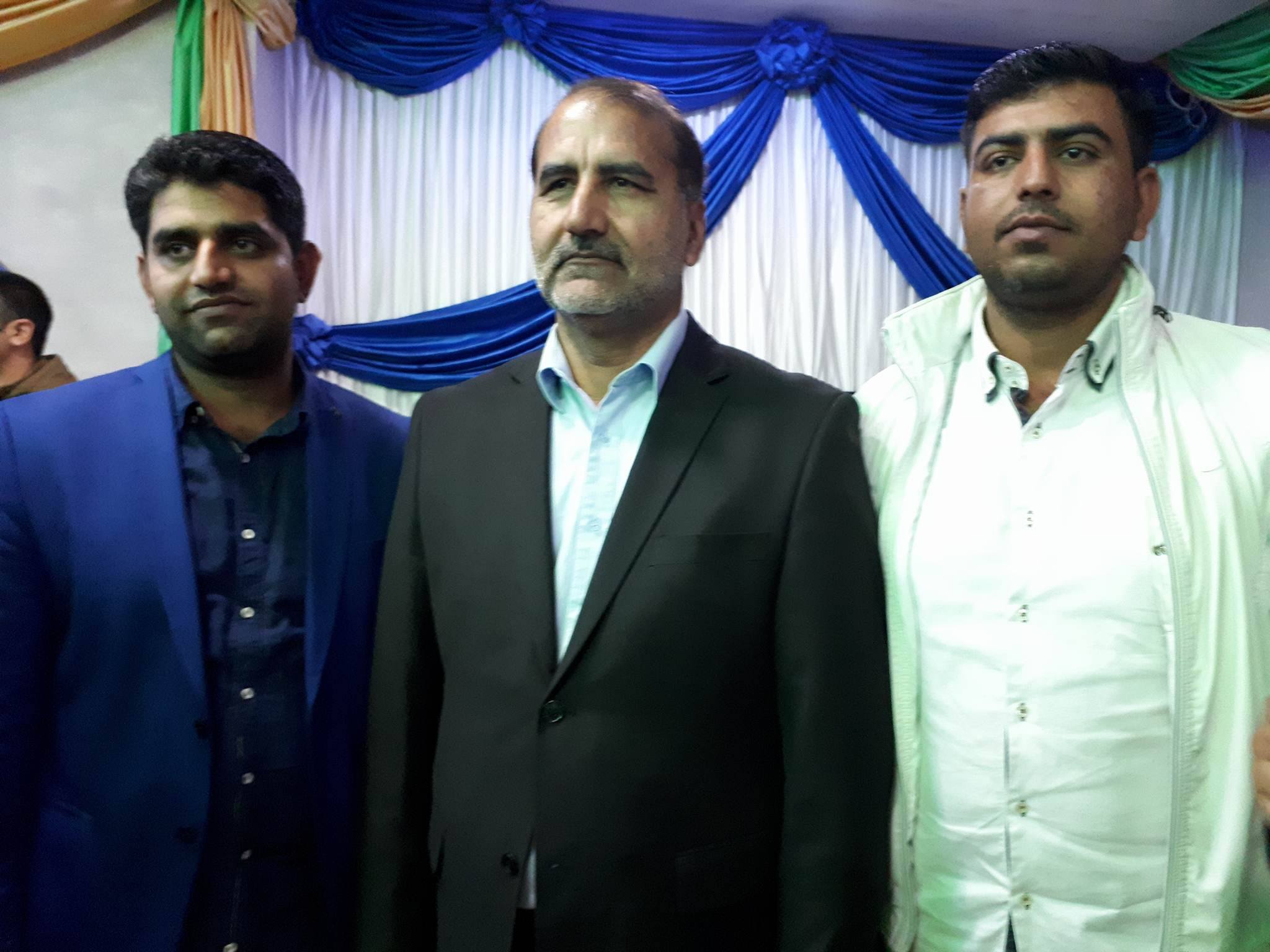 DINNER, PARTY, IN, FAVOR, OF, BY, AZIZ, AMRA,