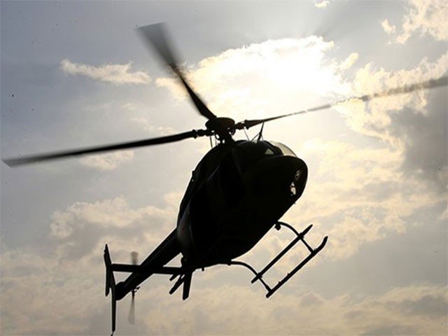 Iraqi army helicopter destroyed fall down, 7 soldiers killed