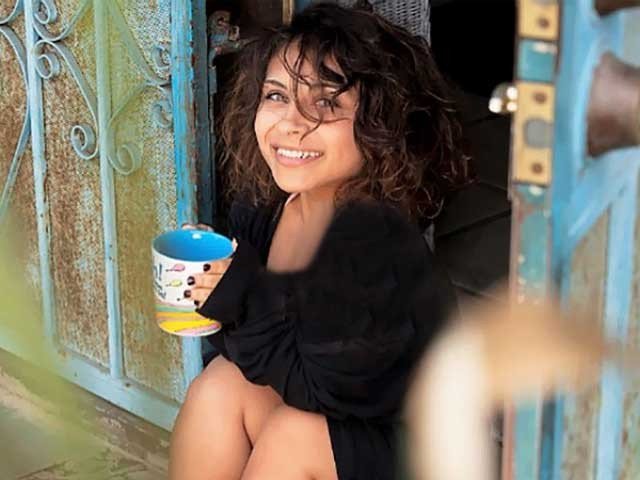 Targeting of contradictory pistachio height girl became a super model