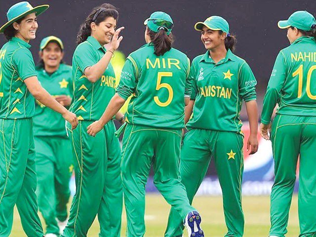 Women's Cricket, Pakistan defeated kiwies and made a history