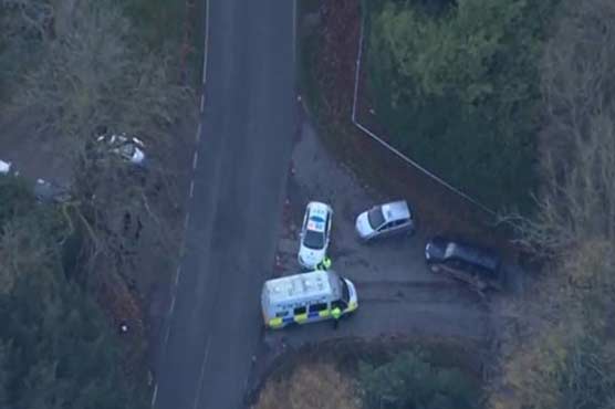 Helicopter and plane crash kills 4 people in Britain
