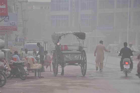 Holly of Fog across Punjab, suspended flight operations in major cities of the country
