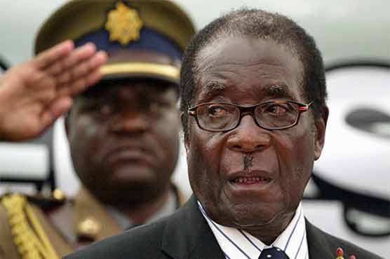 Power conflict in Zimbabwe, Robert Mugabe refuses to resign