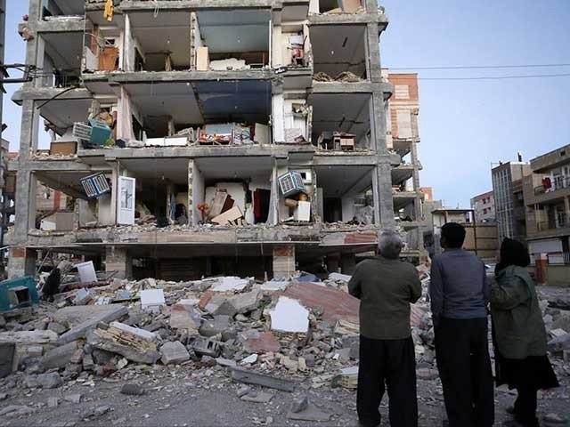 Pakistani aid to earthquake victims reached Tehran