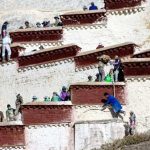 The colorful work on the historic Chinese castle Putala Palace is complete