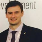 Australian diplomats were killed in the US by fall down from balcony of the apartment