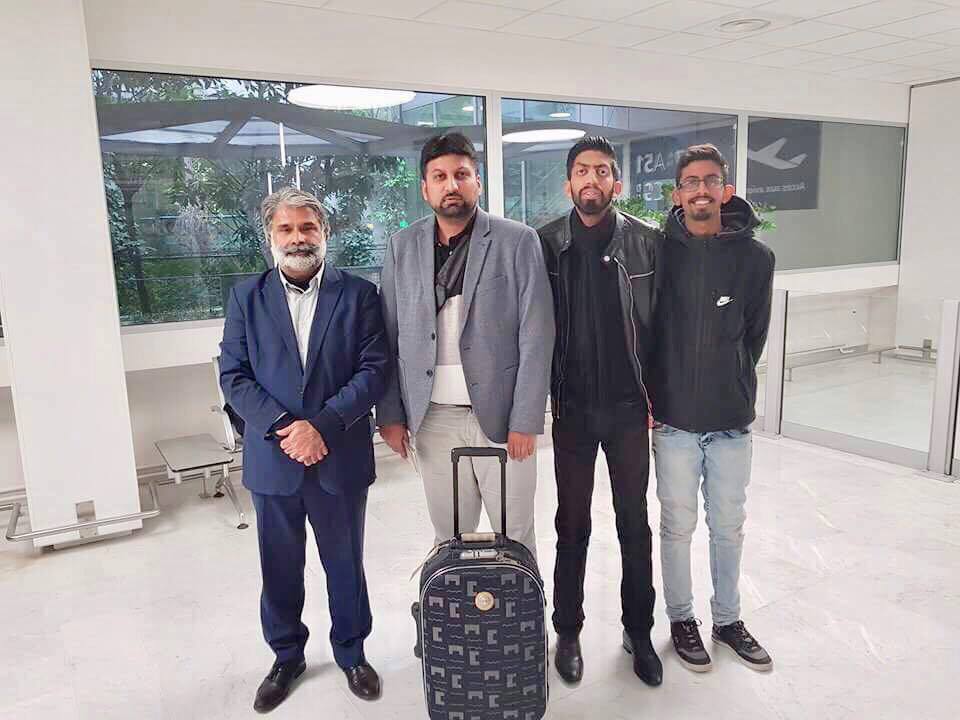 Umair Baig, with Qari Farooq Ahmed Farooqi, and other , friends, before, departing, for, Saudi Arabia, today, to, perform, Umrah