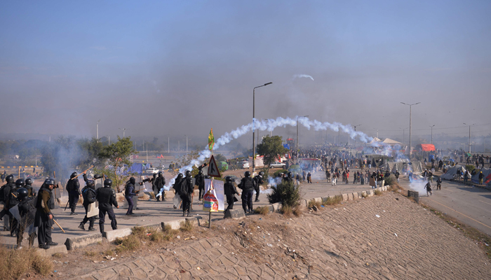 100 ,injured, in ,Islamabad,