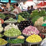 Crackdown against expensive vegetable sellers in Peshawar