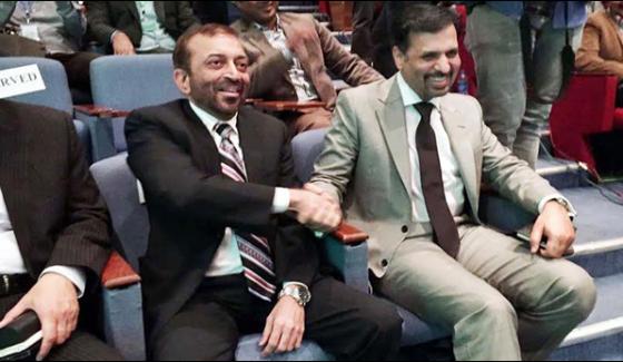 MQM Pak, Leader, Farooq Sattar, Join, hands, with, Pak, Sarzameen, Party, Chairman, Mustafa Kamal