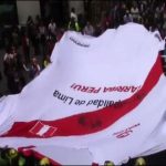 Peru Football fans celebration alongside the wall temple jersey