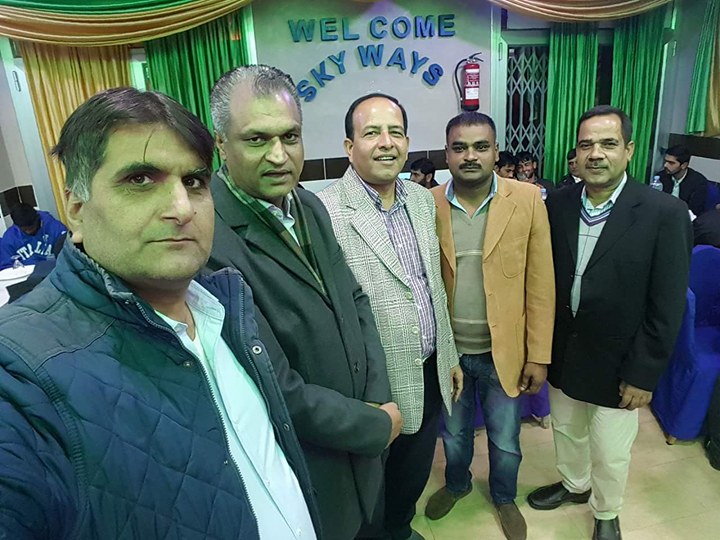 DINNER, PARTY, IN, FAVOR, OF, BY, AZIZ, AMRA,