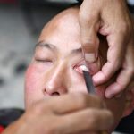 The barber claims to accelerate people's views from eyes shave