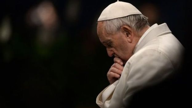 PoP, frances, admitted, to, go, sleep, during, prayer