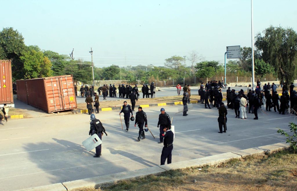 Police, ka ,Reaction,