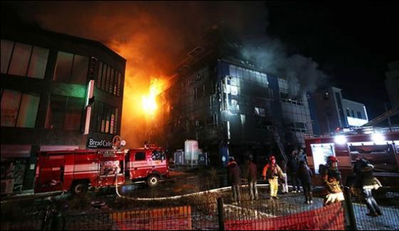 MUMBAI, KAMLA, MILLS, COMPOUND, UNDER, FIRE, HEAVY, LOSS, EXPECTED
