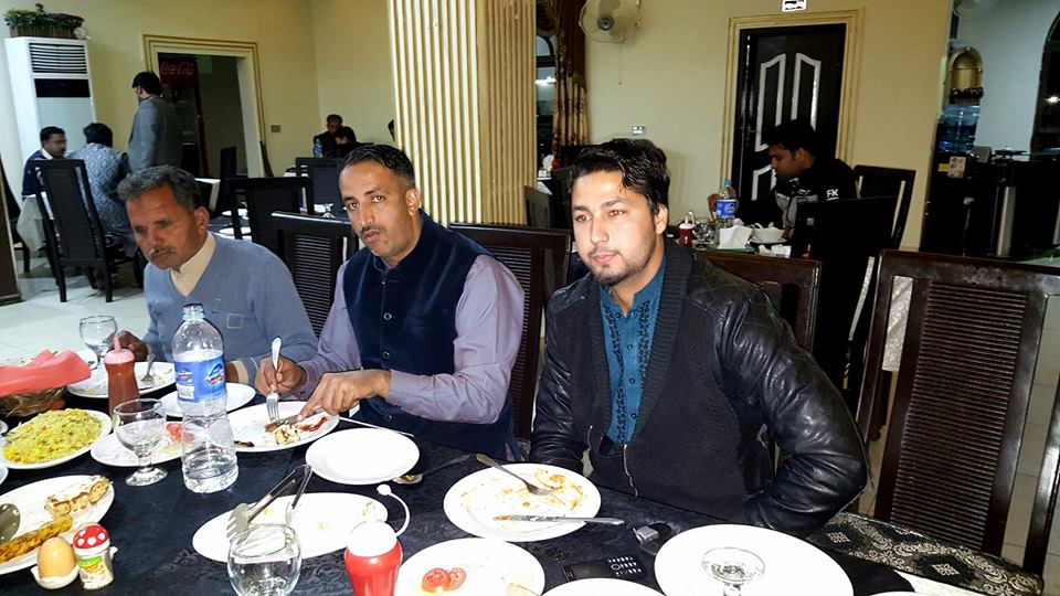 Ch. MUHAMMAD RAZAQ DHAL, ARRANGED, LUNCH, IN, FAVOR, OF, CH. SHEHBAZ HINJRA, SHO, DINGA