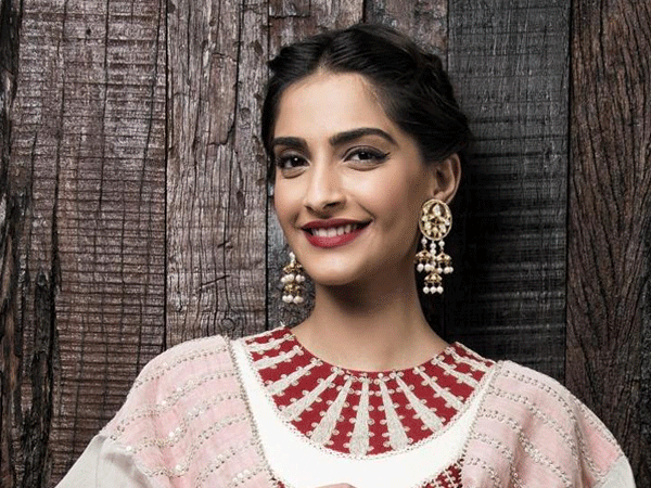 SONAM KAPOOR, SHARDHA KAPOOR, SONAKSHI SINHA, ALIA BHATT, , ACTRESSES, WHO, WORKED, ON, LESS, PROFIT, IN, YEAR, 2017