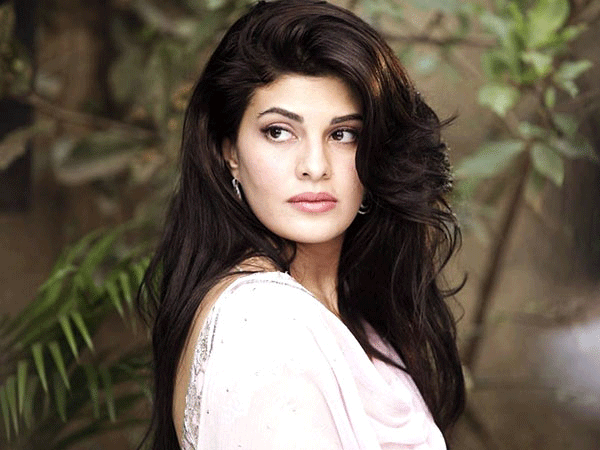 JACQULINE, FERNANDOS, ILLIANA CECROZE, PRINITI CHOPRA, SONAM KAPOOR, SHARDHA KAPOOR, SONAKSHI SINHA, ALIA BHATT, , ACTRESSES, WHO, WORKED, ON, LESS, PROFIT, IN, YEAR, 2017