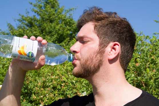 German person needs to drink 20 liters of daily water to survive