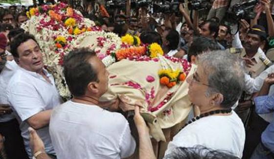 Shashi Kapoor grieve, Rishi Kapoor canceled the shot