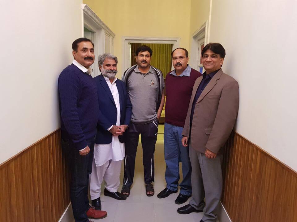 Sheikupura, SSP & Principal (Police, Training, School, Sheikupura), Rao, Munir Ahmed, Zia, arranged, lunch, in, favour, of, his, special Friend, Qari Farooq Ahmed, Farooqi, Managing, Editor, Yesurdu, News