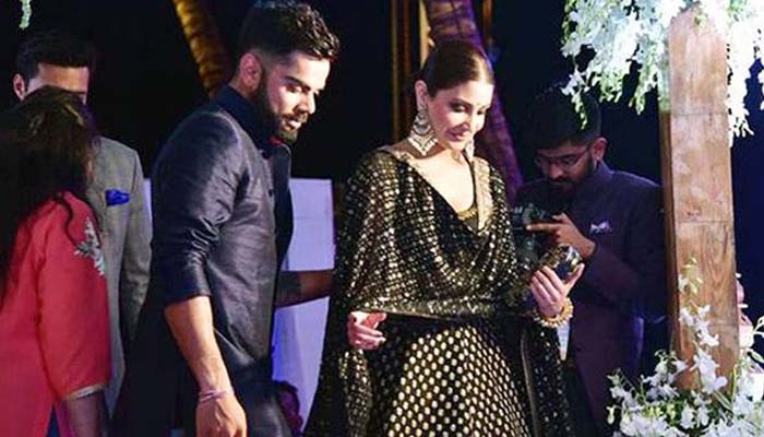 ANUSHKA, SHARMA, AND, VIRAT KOHLI, DID, THE, STRANGE, THING, TO, HIDE, THEIR, MARRIAGE