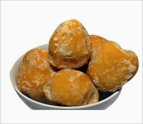 After eating a little bit of Gur, see perfection