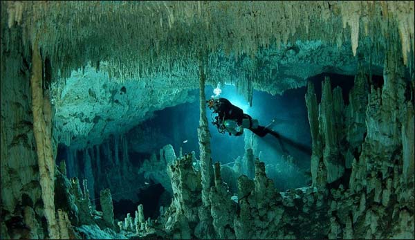 Discover the world's long series of underwater Caves