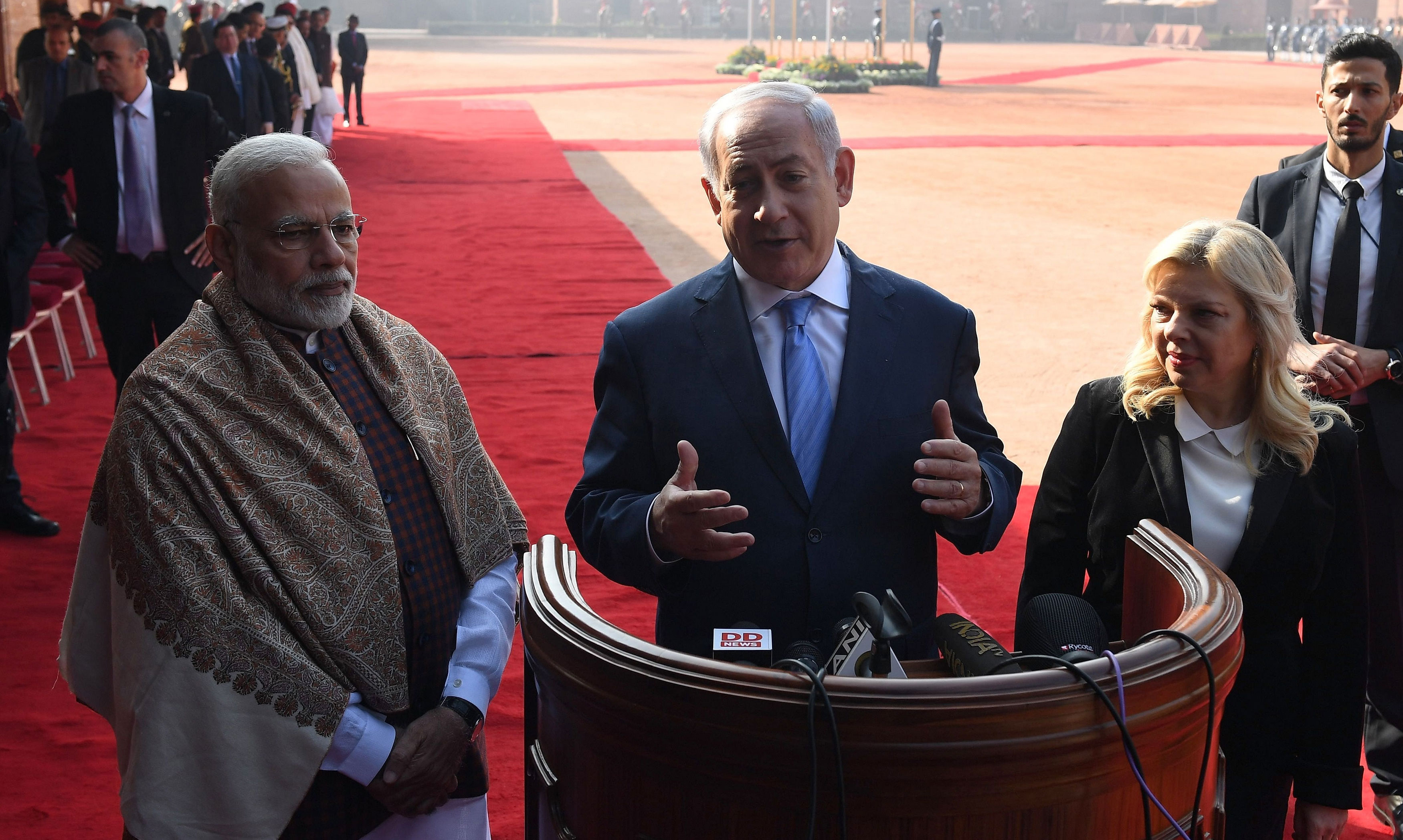 ISRAELI, PRIME MINISTER, VISITING, INDIA, SIGNED, SEVERAL, DEALS, WITH NARENDERA MODI