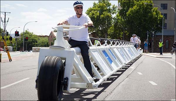 Australian young developed the world's longest bicycle