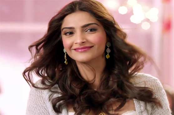 Sonam Kapoor announced wedding in March