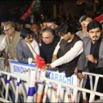PTI, SIT IN, IN, KARACHI, ENDED, POLICE, SOLDIERS, INJURED