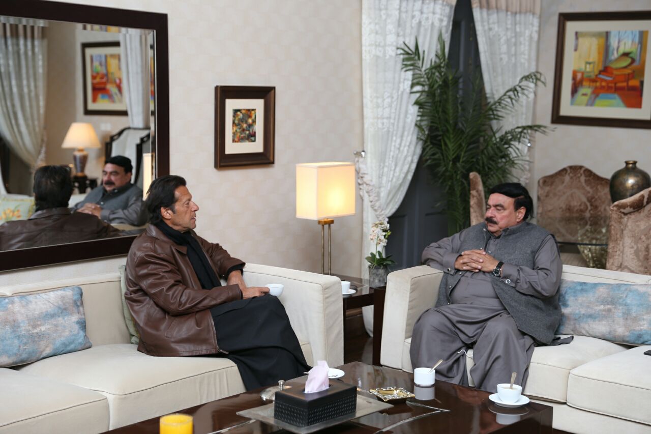 AWAMI , MUSLIM , LEAGUE, CHIEF, MEET, PTI, CHAIRMAN, IMRAN, KHAN, IN, BANI GALA, TODAY