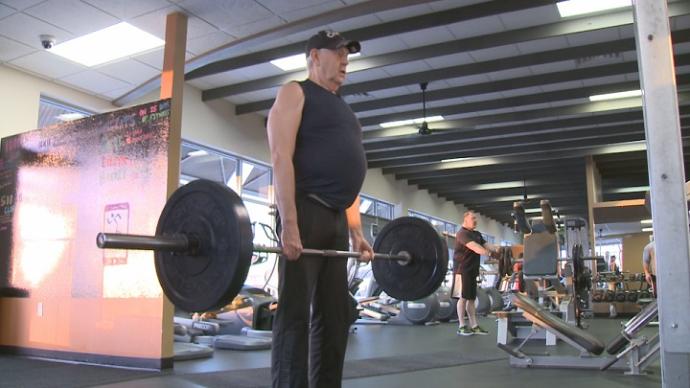 Power lifting expert Grandpa Jan