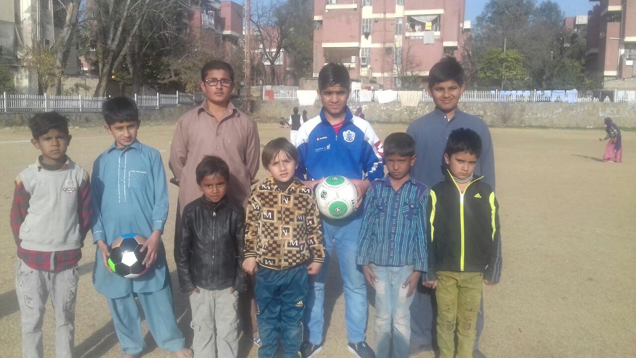 Best, Street, Children, Football, team, in, Rawalpindi, trainer, dainal Iqbal Satti, talked, on, Fifa, World, cup, trophy, came, to, Pakistan, Today