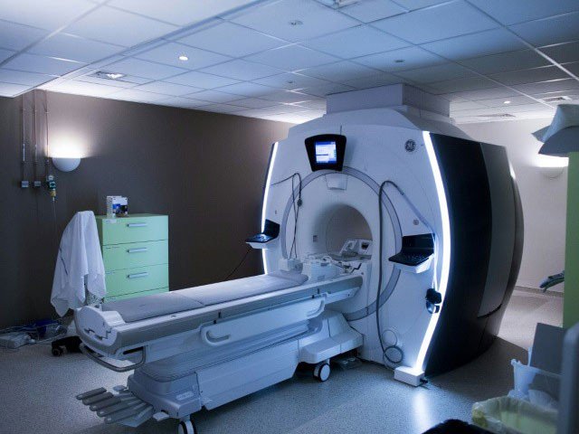 Young man died caught in MRI machine