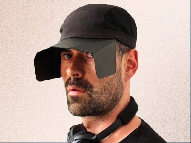 Focus Cap to reserving and focusing from uncomfortable scenes