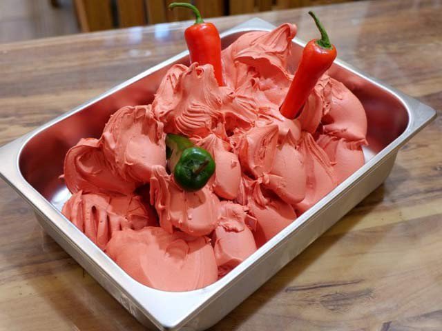 The world's peppery ice cream: "Satanic breath"