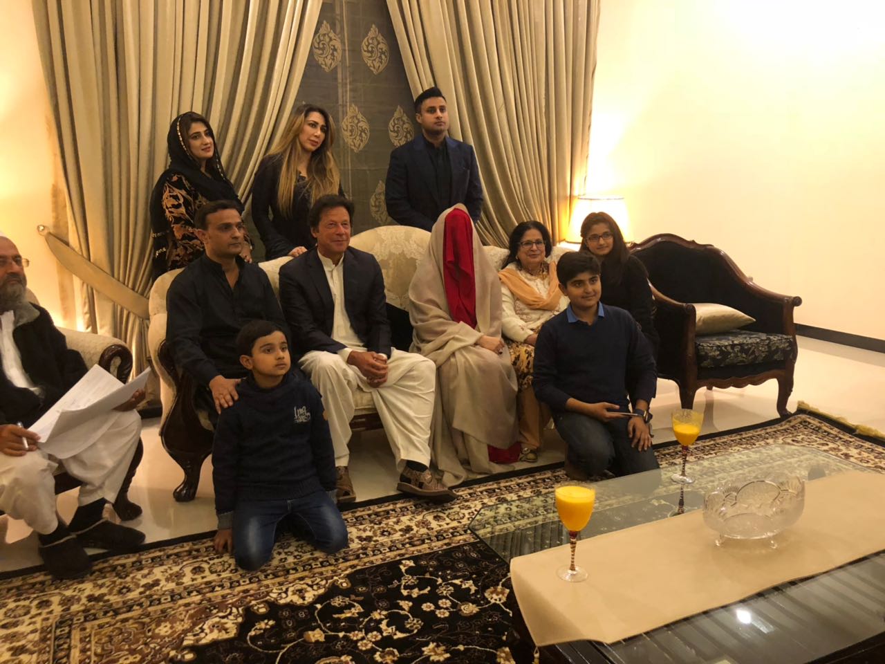 Chairman ,Pakistan, Tehreek, Insaf ,Imran Khan, Got married, for ,the, third, time, with , Bushra Manika