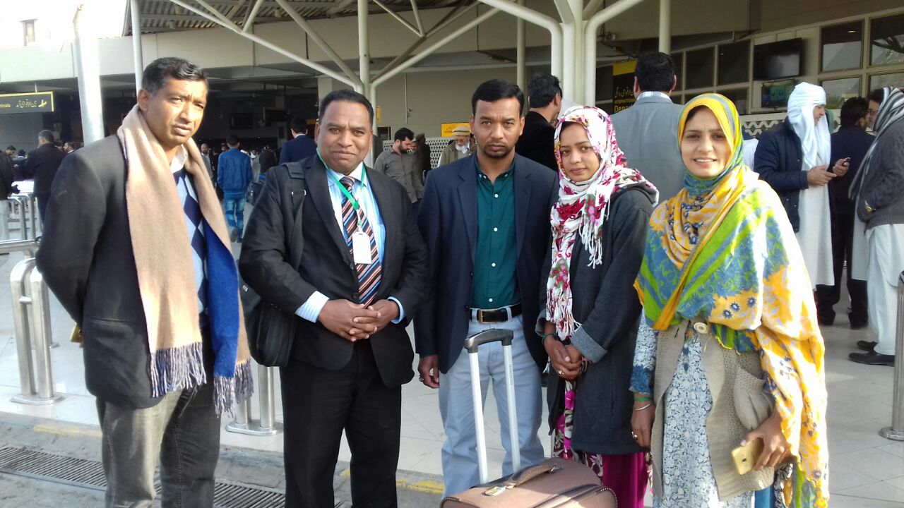 REKNOWNED, SOCIAL, PERSONALITY, ATHAR ALI, WENT,FOR, UMRAH, ITS, JUST, LIKE, HAJJ, MANADATORY, FOR, EVERY, PERSON, WHO, HAVE, ARRANGEMENTS, FOR, THIS