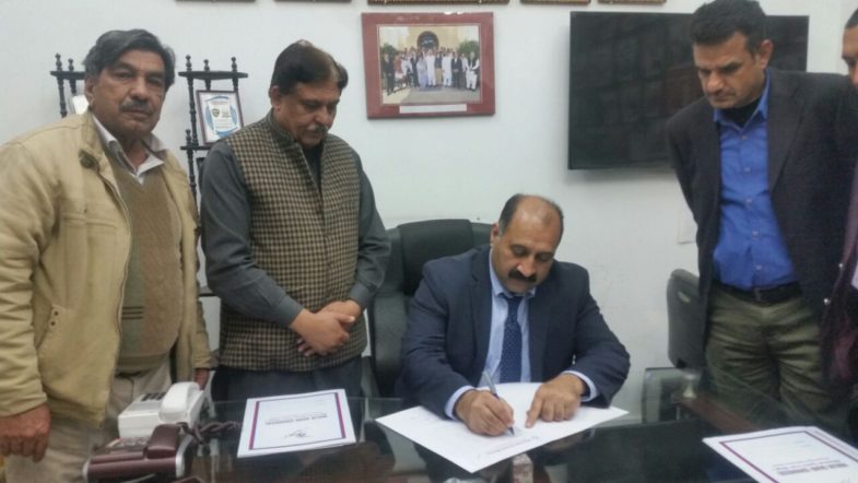 CHAIRMAN, MIX, MARTIAL, ARTS, BHARIA, TOWN, SHIHAN KHALID RAJA, VISITED, MODERN, MARTIAL, ARTS, CENTRE, PESHAWAR, ALONG, WITH, HIS, DELEGATION