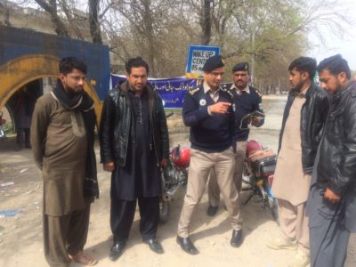 ISLAMABAD, NATIONAL, HIGHWAY, AND, MOTORWAY, POLICE, TOOK, THE, OPERATION, TO, STOP, TRAFFIC, VIOLATIONS, LIKE, DRIVING, WITHOUT, LICENCE, SIDE, MIRROR, AND,  BIKERS, LESS, THAN, APPROPRIATE, AGE