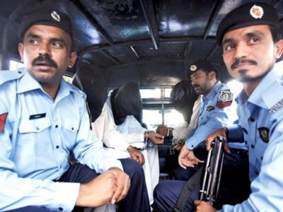 ISLAMABAD, POLICE, ARREST, AND,  MANHANDLED, FEMALE, TEACHERS, AND, NON, TEACHING, STAFF, PROTESTING, FOR, THEIR, RIGHTS