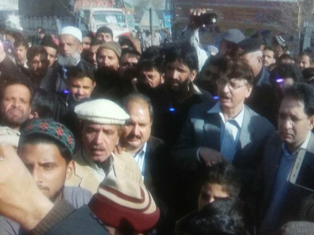 Over, head, bridge, prepared, by, heavy, industry, Texilla, not, able, to, fixed, in, IJP, road, Islamabad, but, heavy, duty, dumper, killed, Pak, Railway, employee, on, road, today