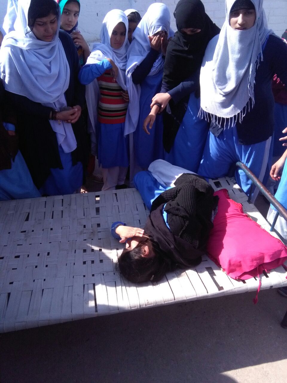 WhatsApp Image 2018-02-06 at 3.52.08 PM