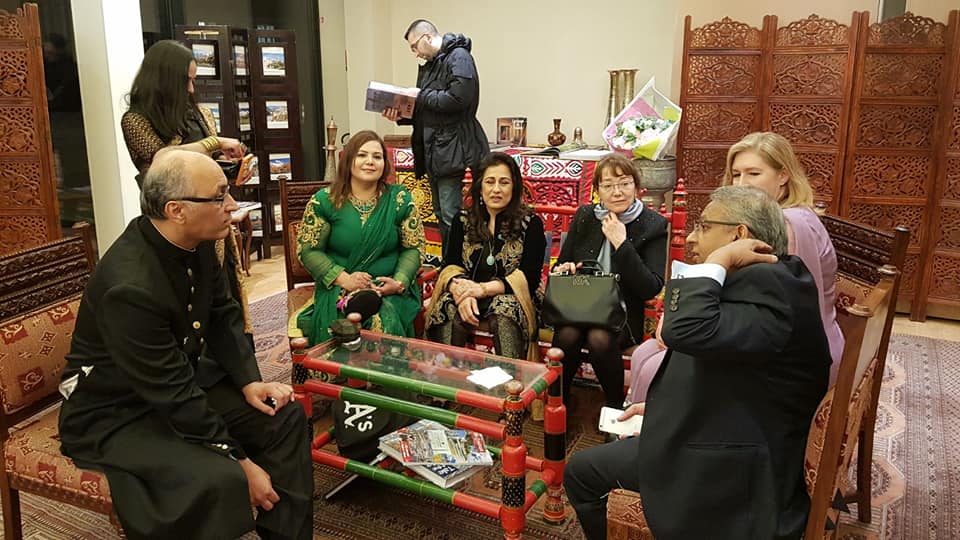 PAKISTAN DAY, AT, PARIS, PAKISTANI, AMBASSADOR, MOEEN U HAQ, ARRANGED, DINNER, IN, HOTEL