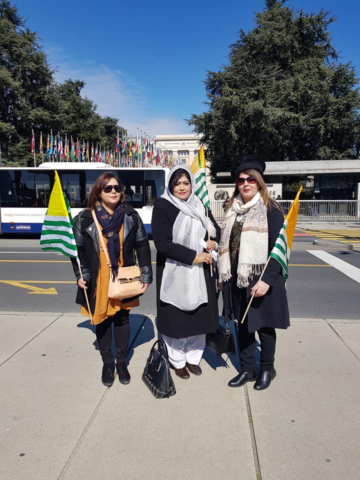 PAKISTANI, AND, KASHMIRI, COMMUNITY, PROTESTING, OUTSIDE, THE, JAVANESE, UN, OFFICER,  HEADED, BY, EX-PRIME MINISTER, AZAD KASHMIR, BARISSTER, SULTAN MEHMOOD CHAUDHRY
